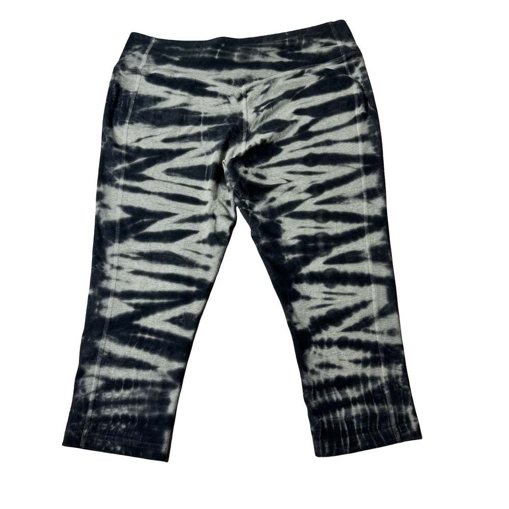 Nike Dri-FIT Zebra Print Crop Leggings Women XL Black White Workout Capri Pants